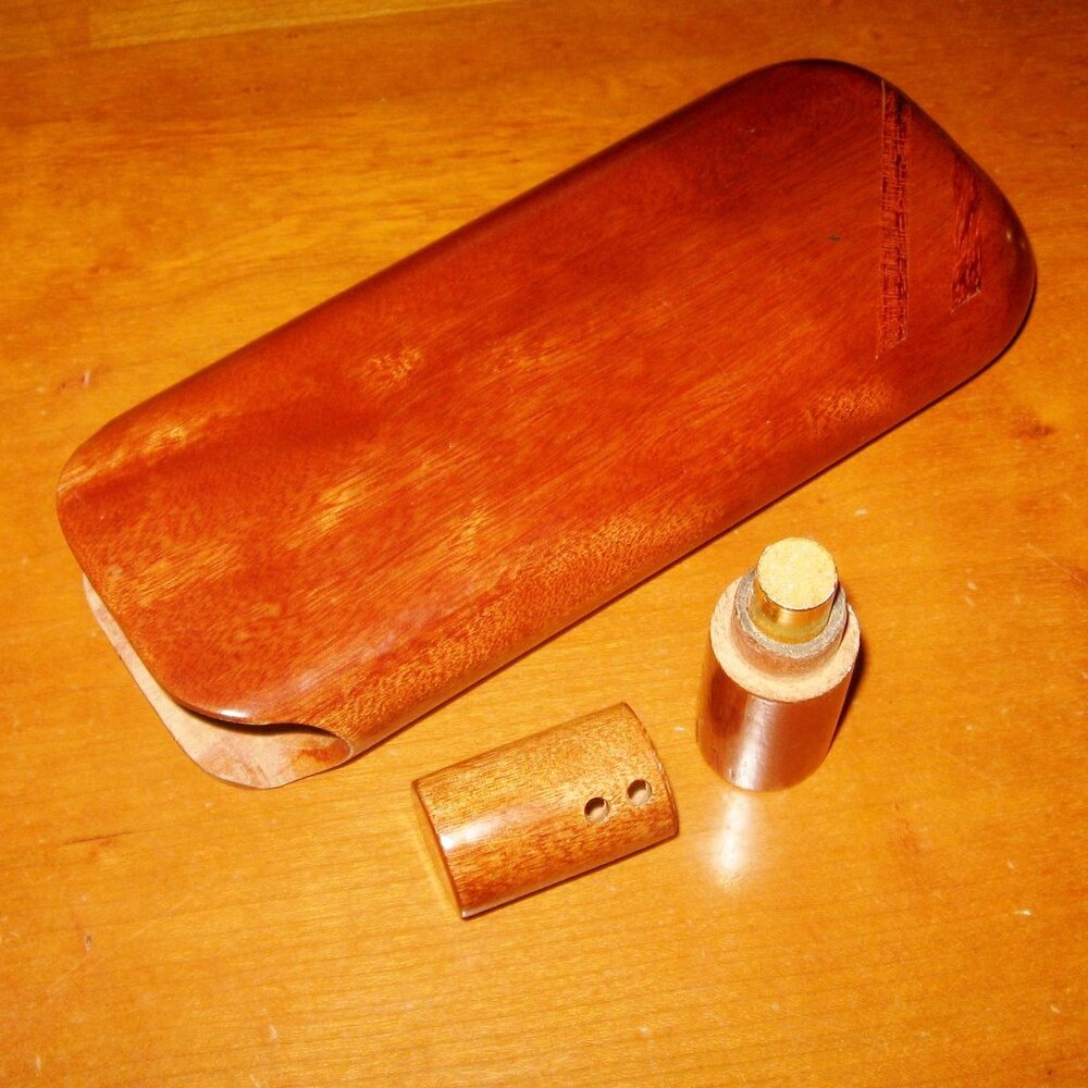 Wood 2 Finger Cigar Travel Case - Unique Humidor